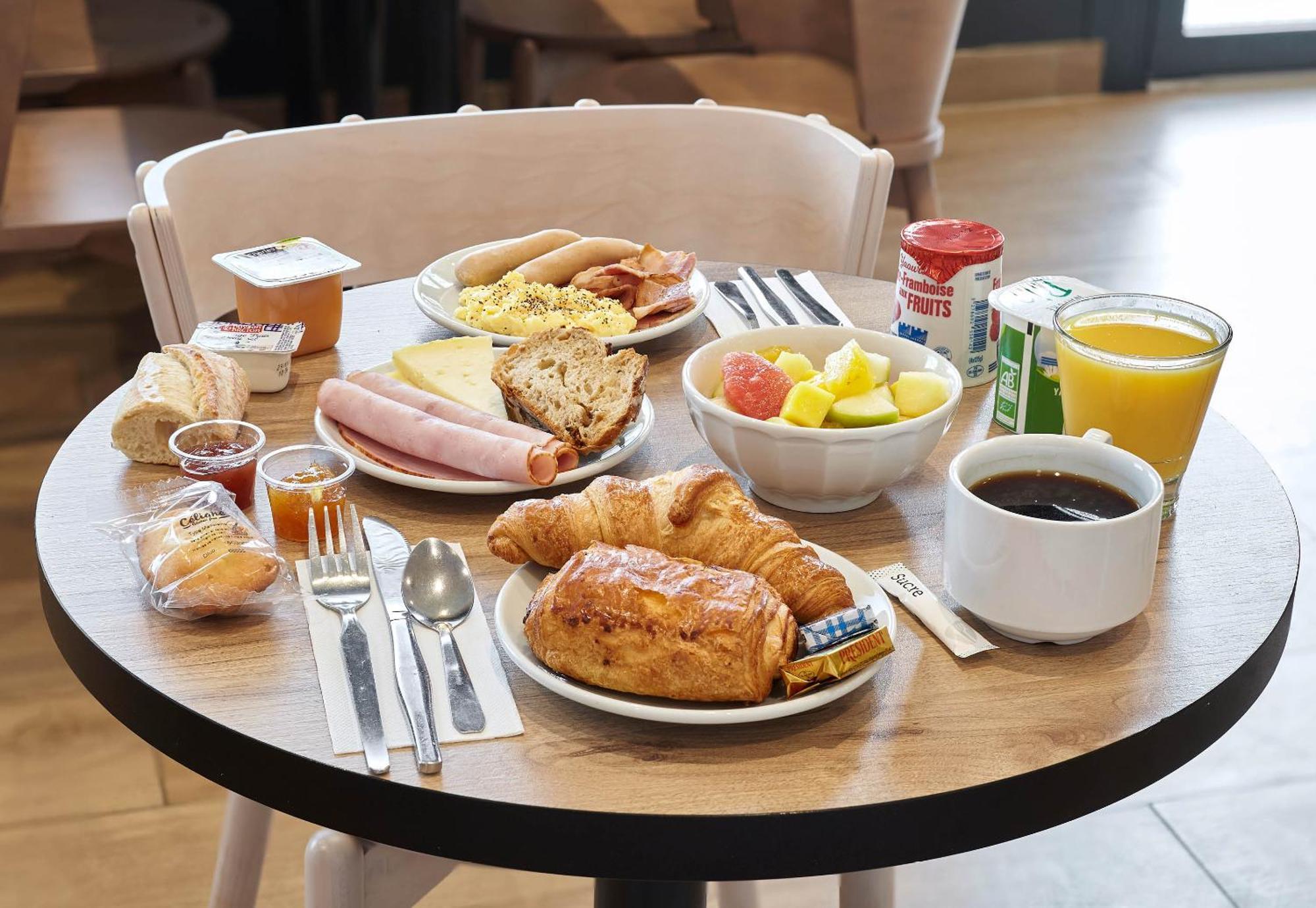 B&B Hotel Bois D'Arcy Saint Quentin En Yvelines Ngoại thất bức ảnh